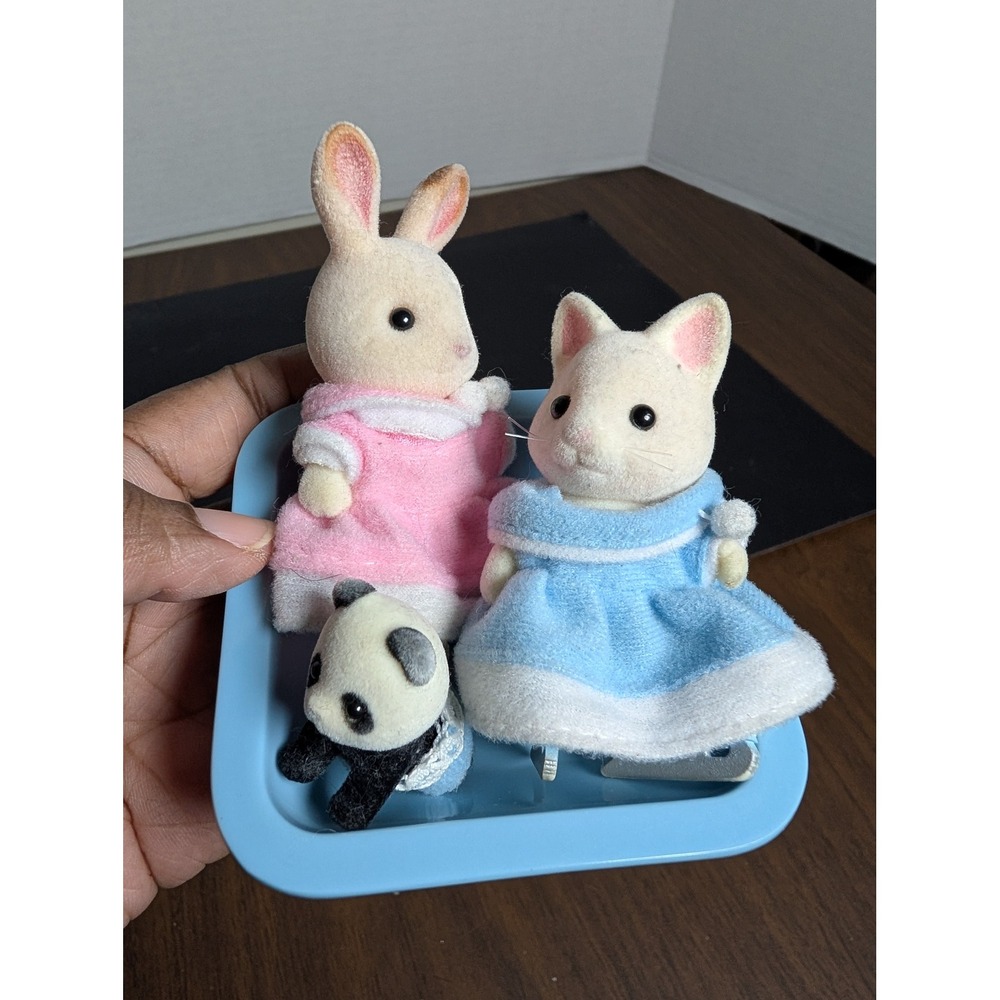 Calico Critters Lot~Wilder Baby Panda & Ice Skating Friends